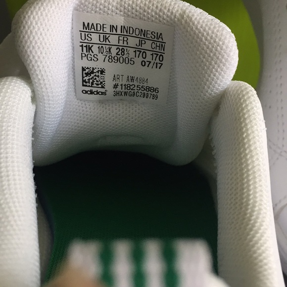 Kids sneakers - Picture 4 of 4